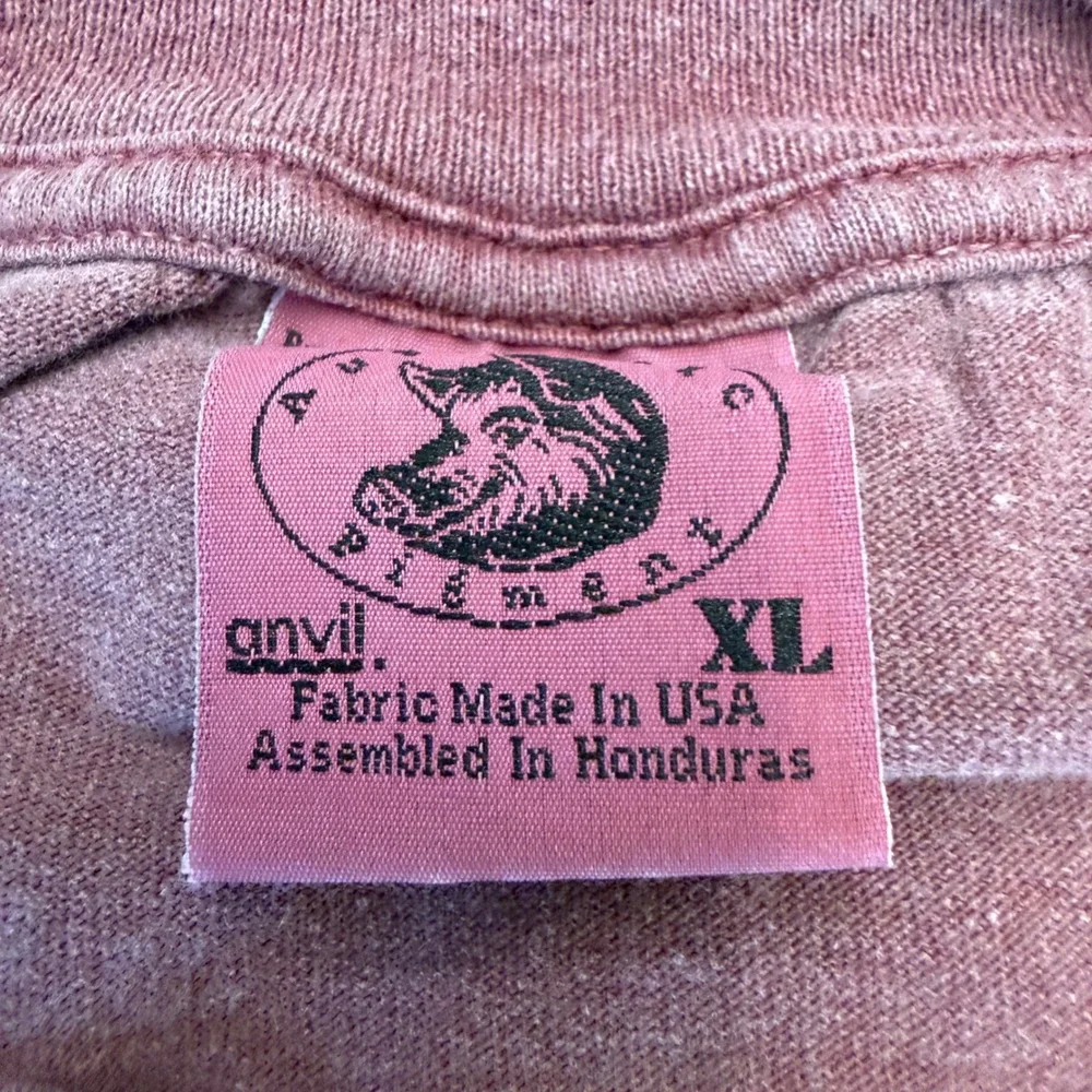 Vintage Anvil Hike Naked Bare Ass Trail Guides Colorado T-Shirt Mens XL Mauve - Picture 3 of 7